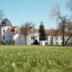 Der Valk Golfhotel - Adult Only Hotel Serrahn