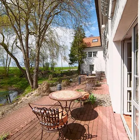 Der Valk Golfhotel - Adult Only Hotel Serrahn